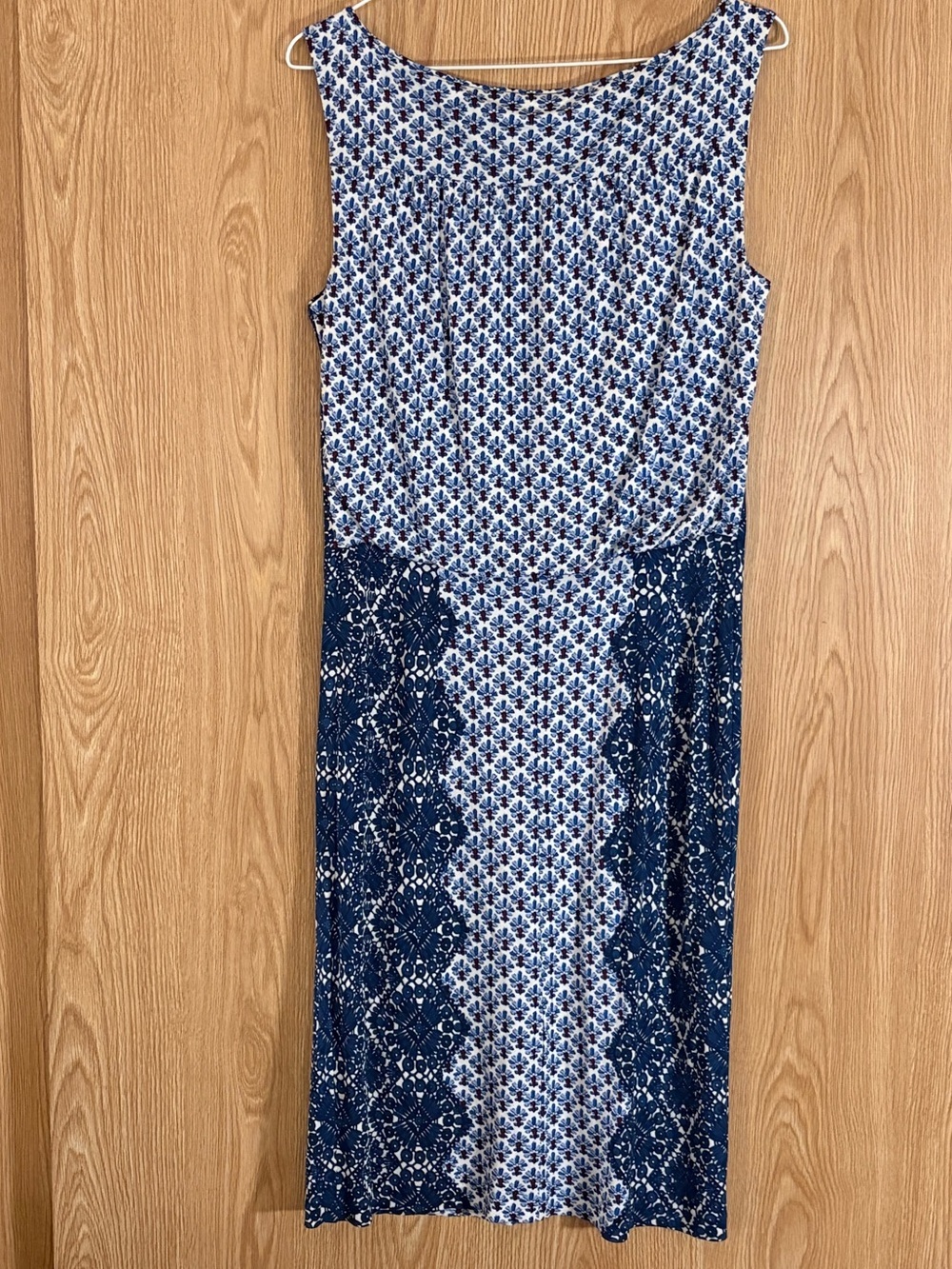 Tory Burch Navy and White Printed Sleeveless Midi Dress - Picture 2 of 7